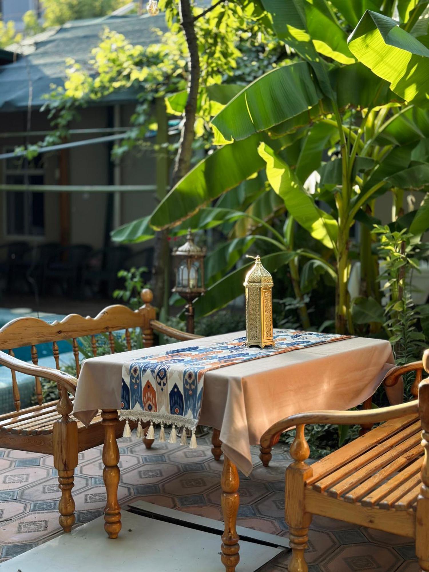 Green Yard Boutique Guesthouse Tashkent Exterior photo