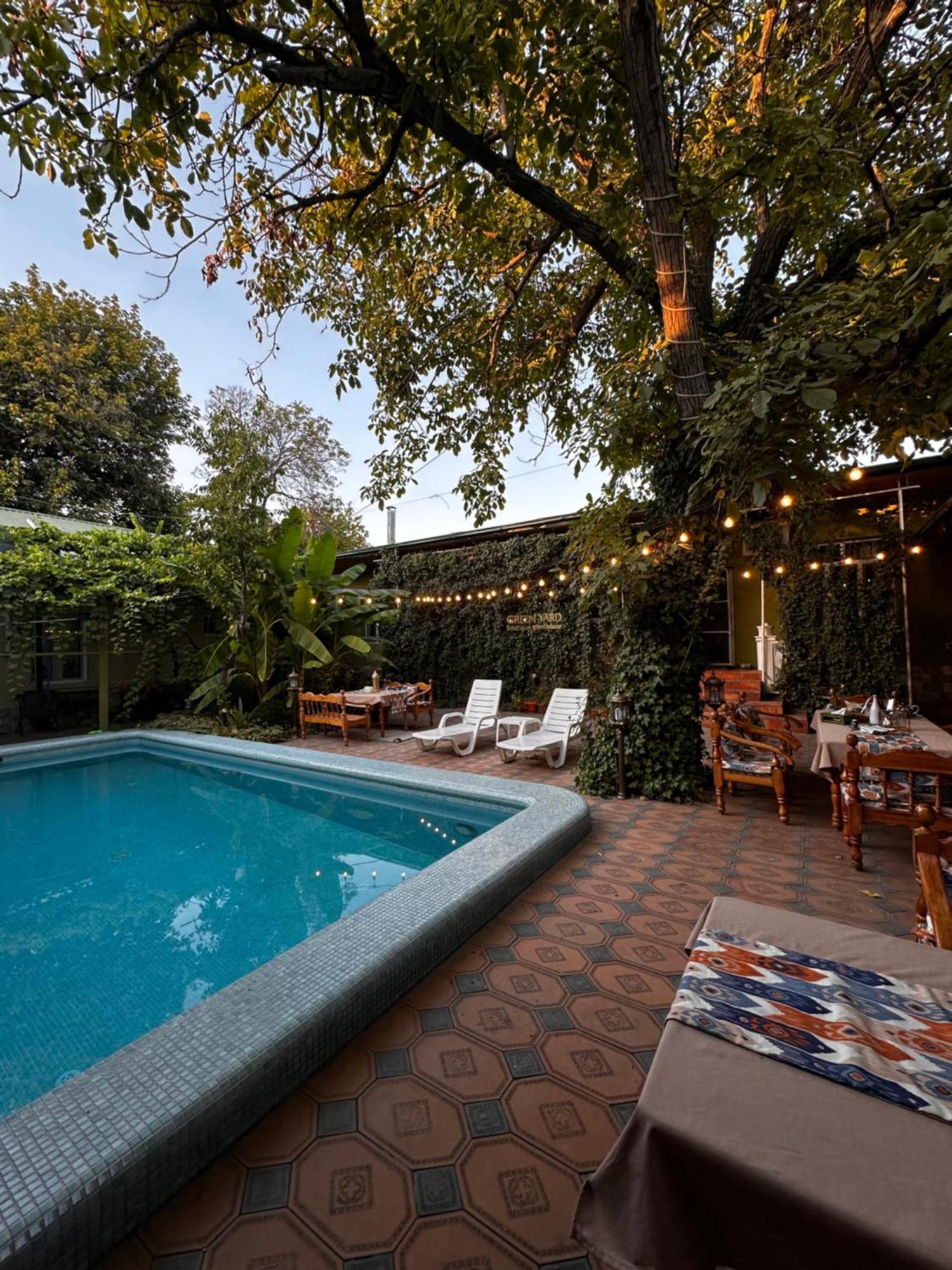 Green Yard Boutique Guesthouse Tashkent Exterior photo