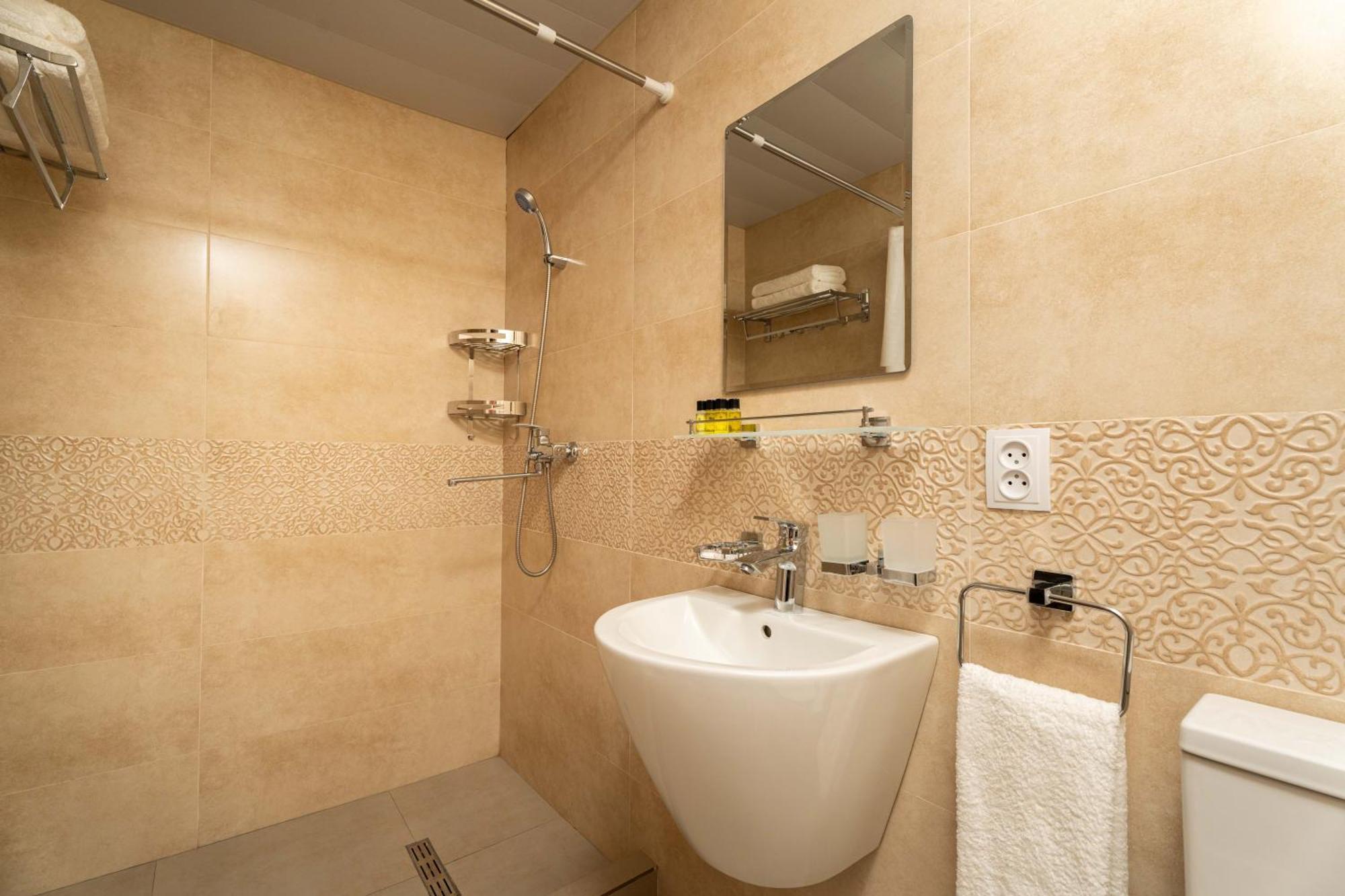Green Yard Boutique Guesthouse Tashkent Exterior photo